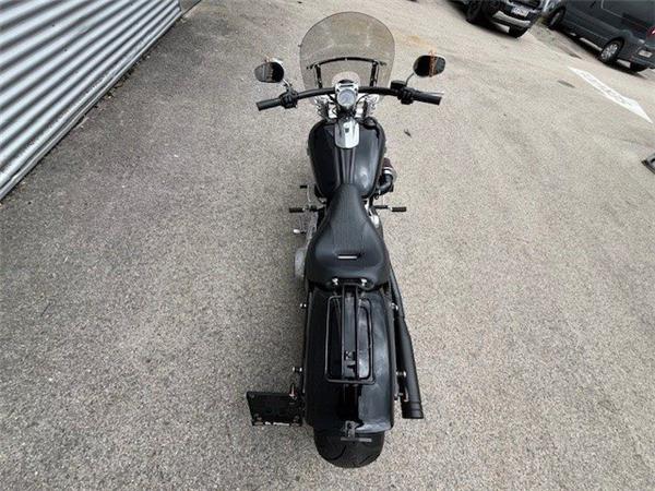 2016 Harley-Davidson Softail Breakout FXSB