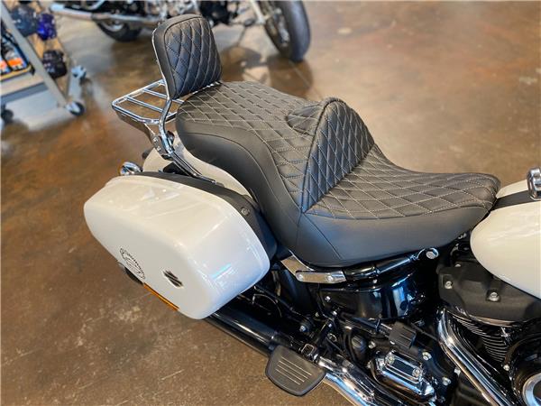 Harley-Davidson Softail-Cruiser Sport Glide FLSB - 2021