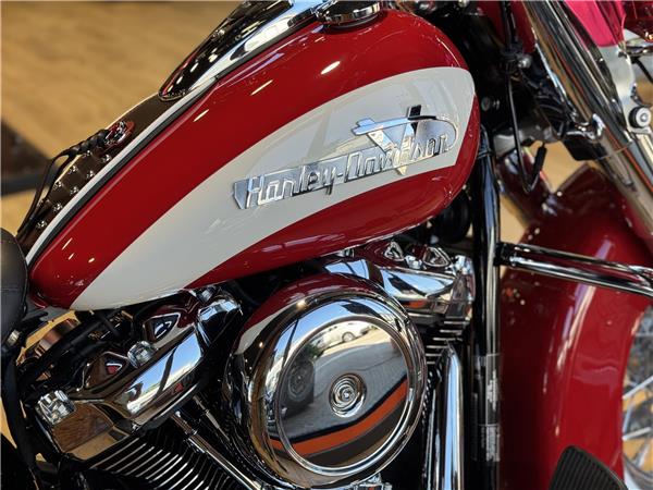 2024 Hydra-Glide Revival
