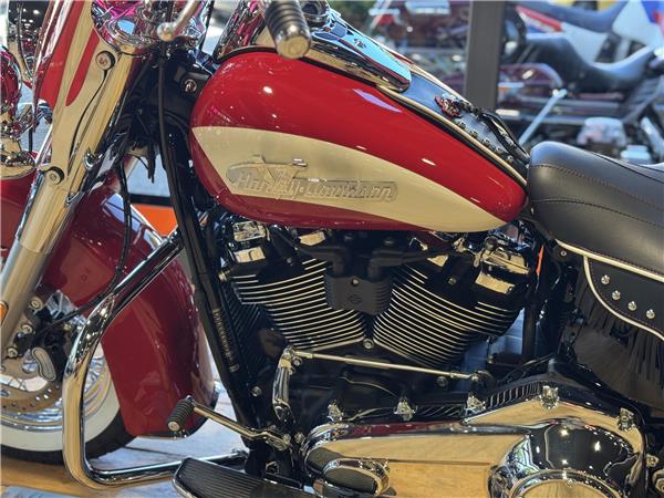 2024 Hydra-Glide Revival