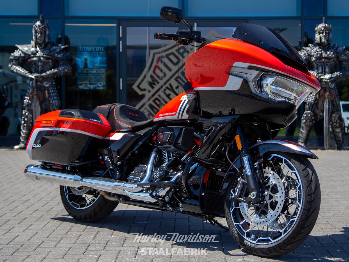 CVO Road Glide 121 Jekill & Hyde Auspuffanlage