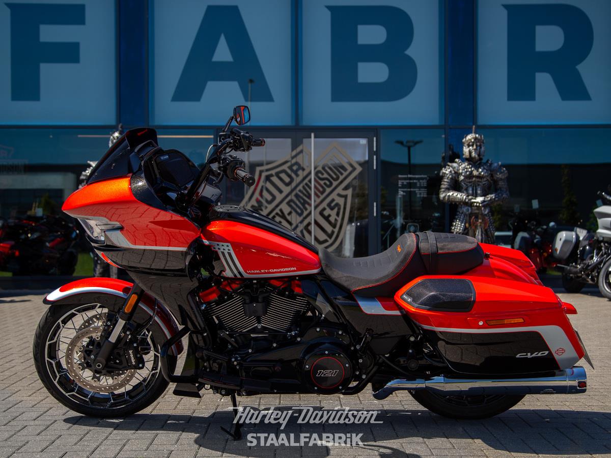 CVO Road Glide 121 Jekill & Hyde Auspuffanlage