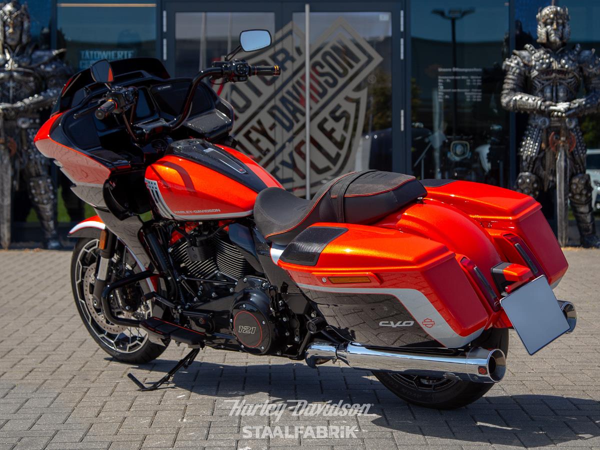 CVO Road Glide 121 Jekill & Hyde Auspuffanlage