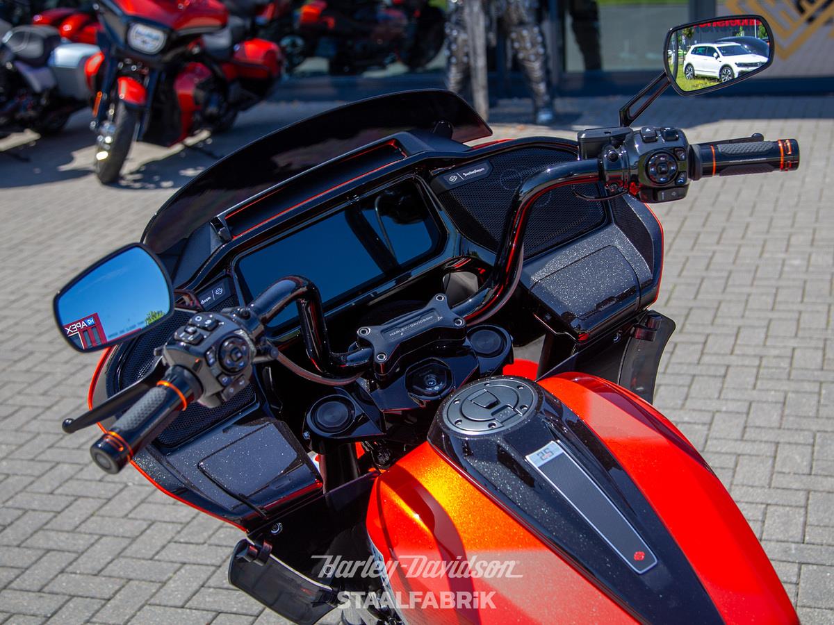 CVO Road Glide 121 Jekill & Hyde Auspuffanlage