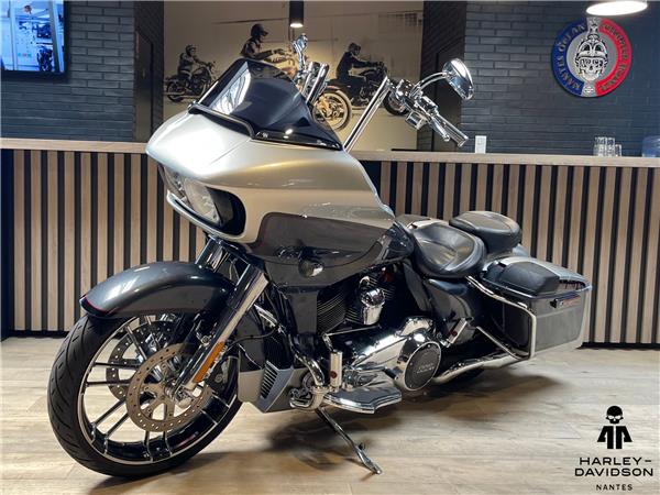 2019 HARLEY-DAVIDSON ROAD GLIDE