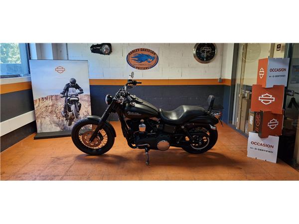 2011 HARLEY-DAVIDSON STREET BOB