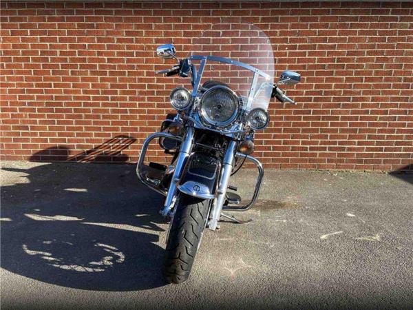 2011 Harley-Davidson Flhrc Road King CL 1690 1