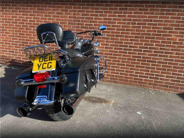 2011 Harley-Davidson Flhrc Road King CL 1690 1