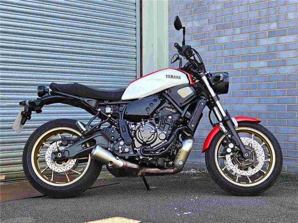 2022 Yamaha XSR 700 (MTM690) White