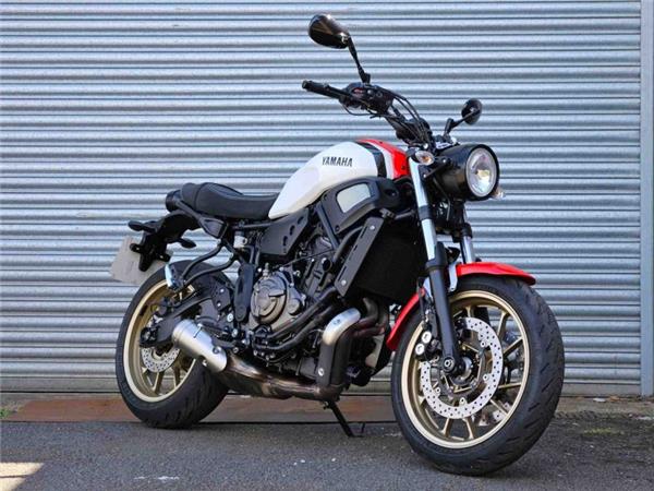 2022 Yamaha XSR 700 (MTM690) White