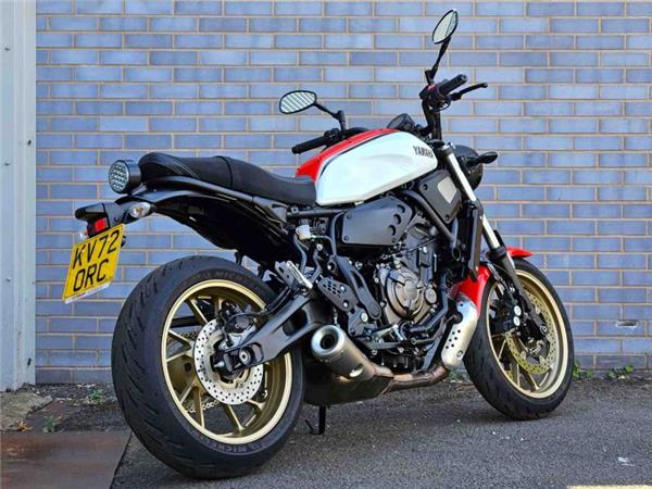 2022 Yamaha XSR 700 (MTM690) White