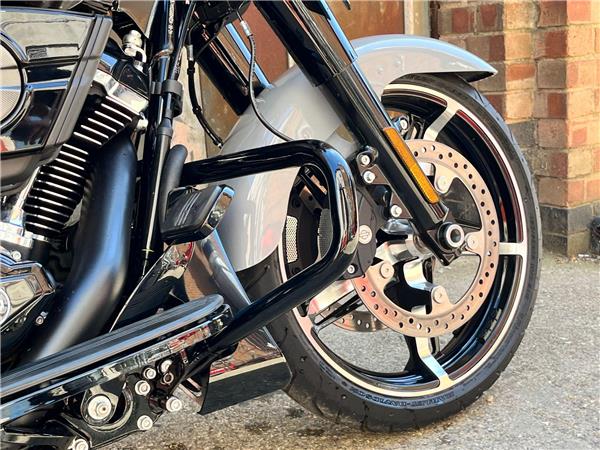 2025 Harley-Davidson Touring