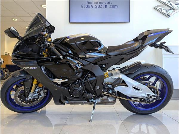 2020 Yamaha R1M