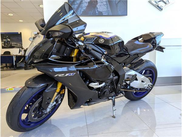 2020 Yamaha R1M