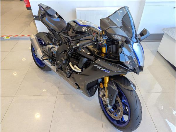 2020 Yamaha R1M