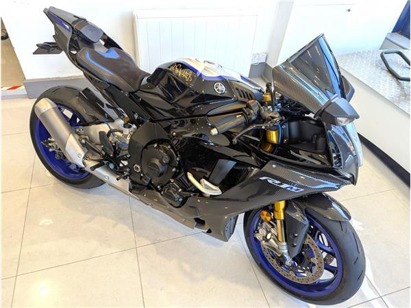 2020 Yamaha R1M