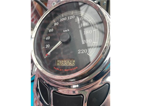 2017 harley-davidson FLSTC Softail Heritage Classic ABS