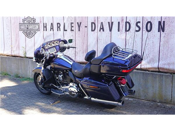2018 HARLEY-DAVIDSON CVO FLHTKSEANV Elec. Glide Ultra Limited Anniv 117 CVO