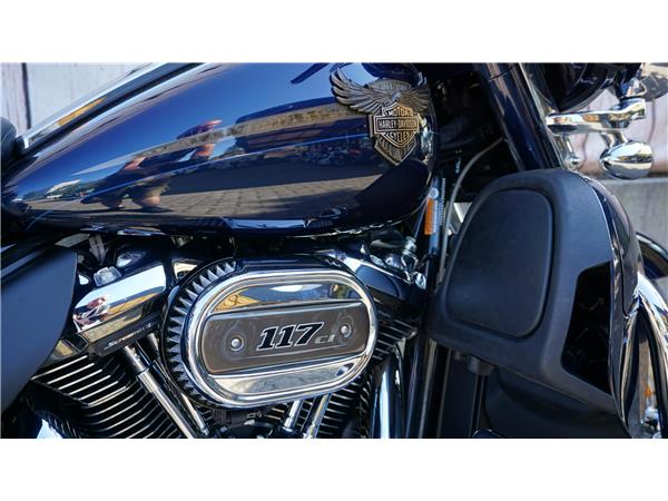2018 HARLEY-DAVIDSON CVO FLHTKSEANV Elec. Glide Ultra Limited Anniv 117 CVO