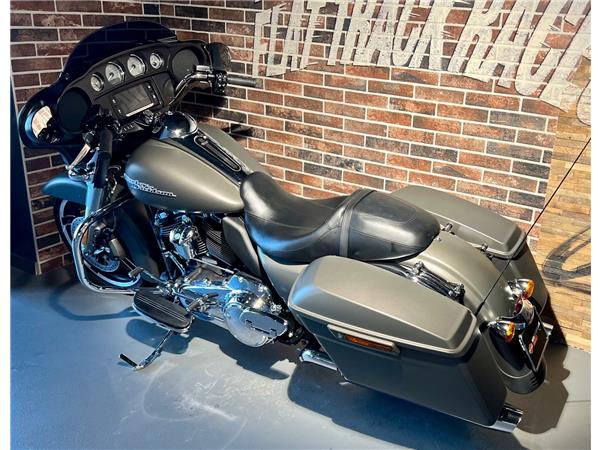 2018 harley-davidson FLHX Street Glide 107 ABS