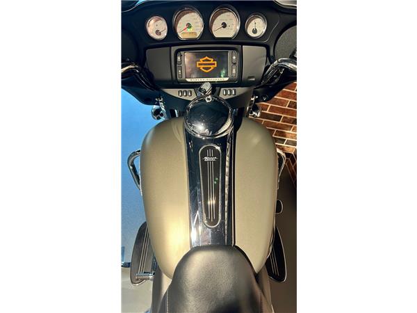 2018 harley-davidson FLHX Street Glide 107 ABS
