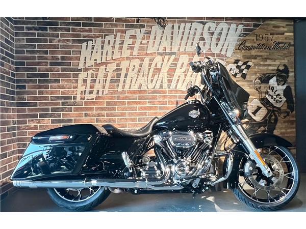 2021 harley-davidson FLHXS Street Glide Special 114