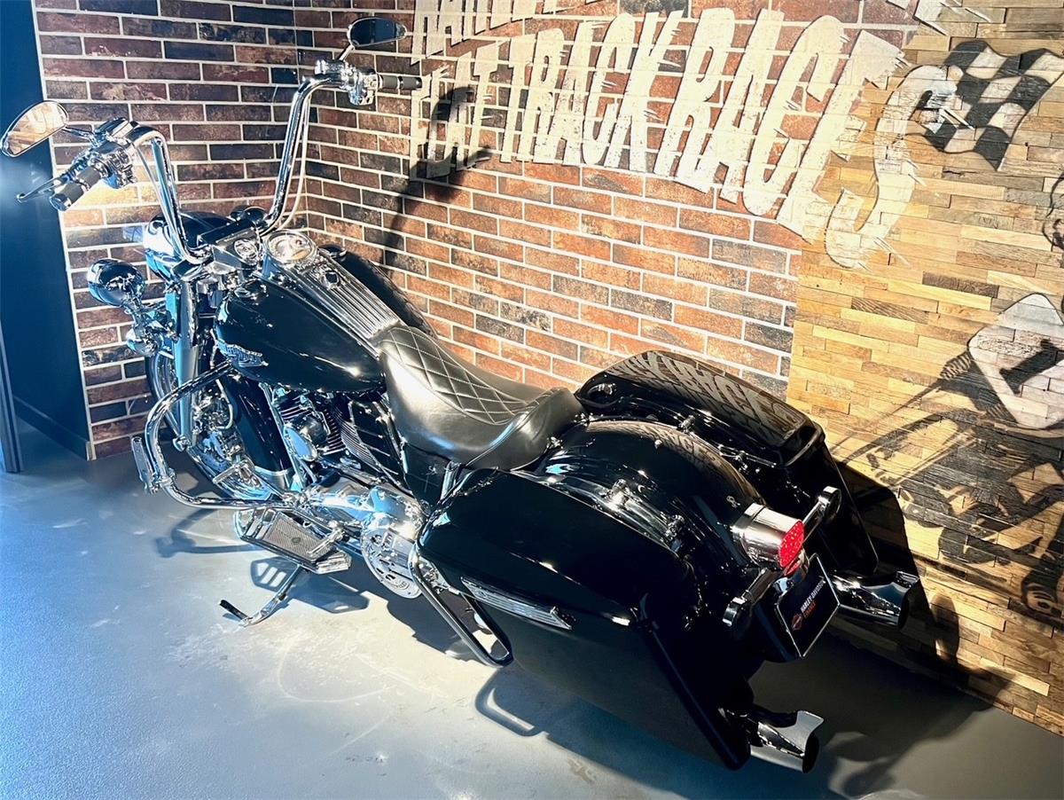 2019 harley-davidson FLHR Road King 107 ABS