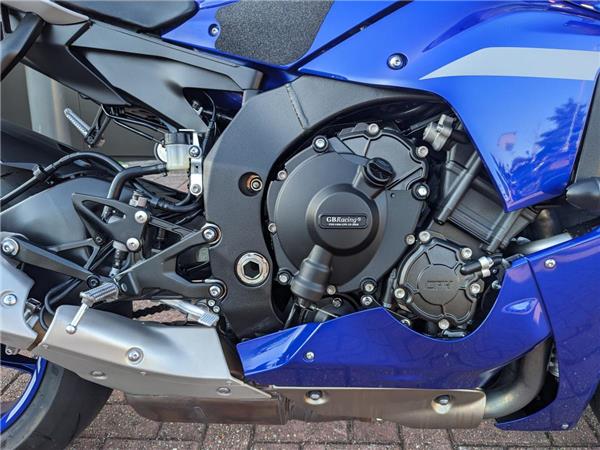 2021 Yamaha R1