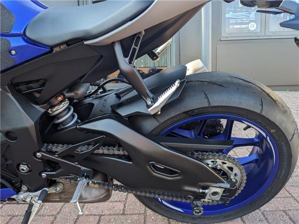 2021 Yamaha R1