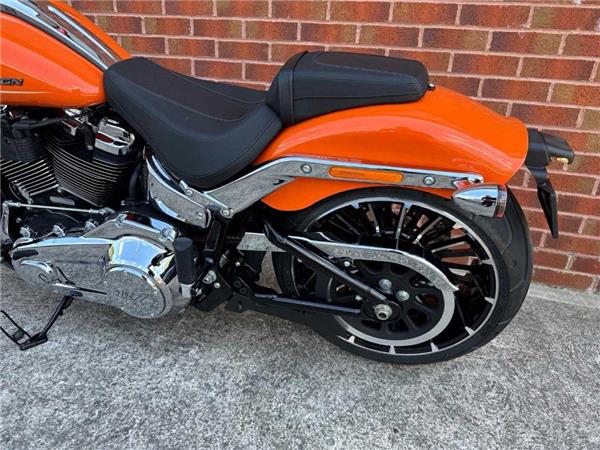 2024 Harley-Davidson Breakout 1923 23