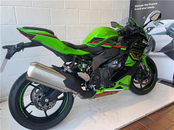 2025 Kawasaki Ninja ZX-4RR
