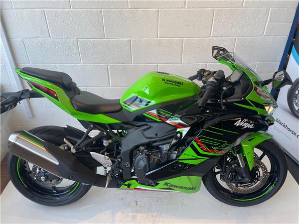 2025 Kawasaki Ninja ZX-4RR