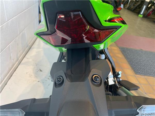 2025 Kawasaki Ninja ZX-4RR