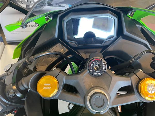 2025 Kawasaki Ninja ZX-4RR