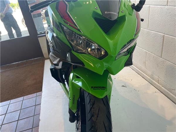 2025 Kawasaki Ninja ZX-4RR