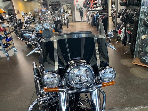 Harley-Davidson Softail Deluxe FLDE - 2020