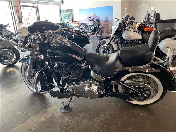 Harley-Davidson Softail Deluxe FLDE - 2020