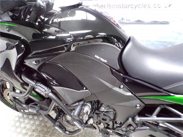 2023 Kawasaki Versys 1000