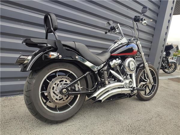 2018 HARLEY-DAVIDSON LOW RIDER