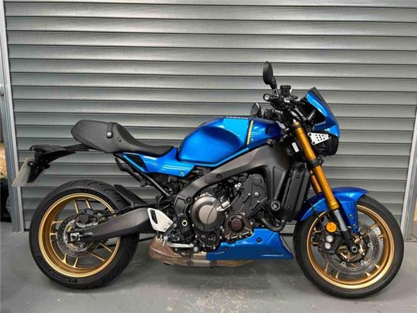 2024 Yamaha XSR900 BLUE