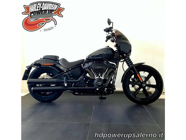 HARLEY-DAVIDSON STREET BOB 114