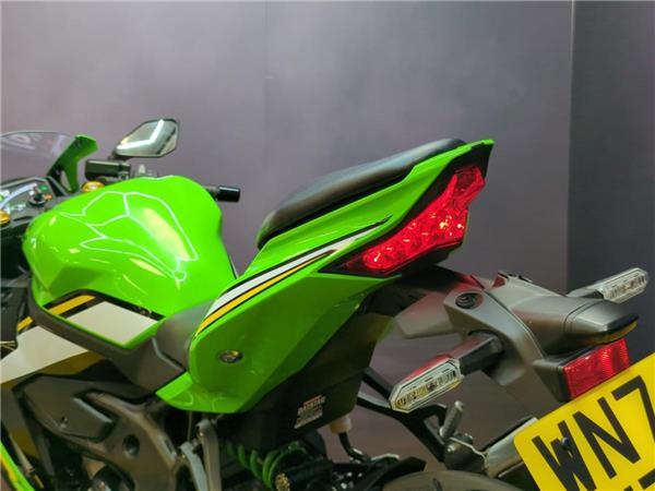2024 Kawasaki Ninja ZX-4RR