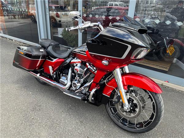 2021 HARLEY-DAVIDSON CVO FLTRXSE ROAD GLIDE