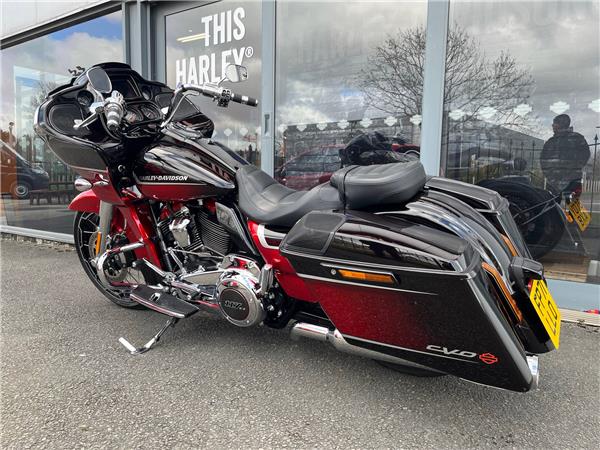 2021 HARLEY-DAVIDSON CVO FLTRXSE ROAD GLIDE
