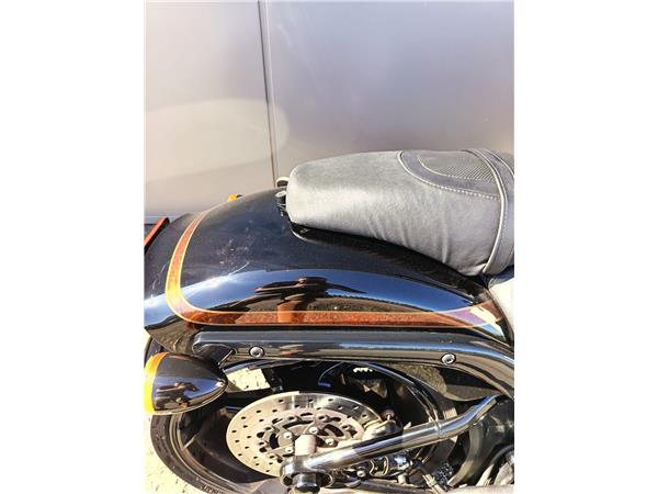2017 CVO Pro Street Breakout