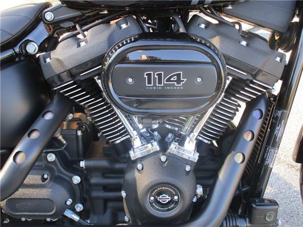 2024 Street Bob 114