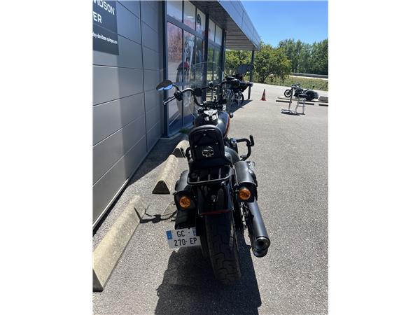 2021 HARLEY-DAVIDSON STREET BOB