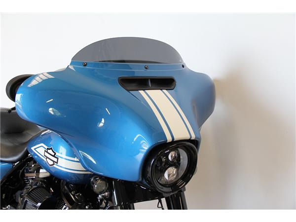 FLHXST STREET GLIDE ST FAST JOHNNIE