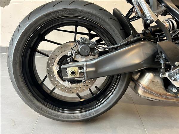 YAMAHA MT-09 Y-AMT(YAMAHA AUTOMATED MANUAL TRANSMISSION)