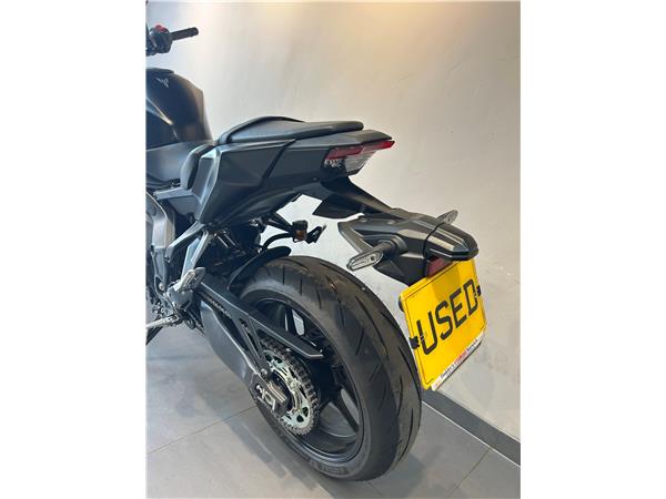 YAMAHA MT-09 Y-AMT(YAMAHA AUTOMATED MANUAL TRANSMISSION)